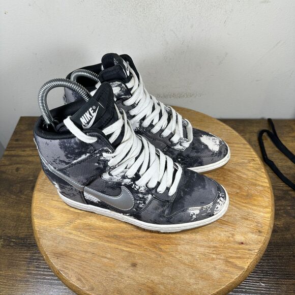 Nike Dunk High Premium Shoes Womens Size 8 Distressed Bleached SB 543258-004 - Picture 1 of 8